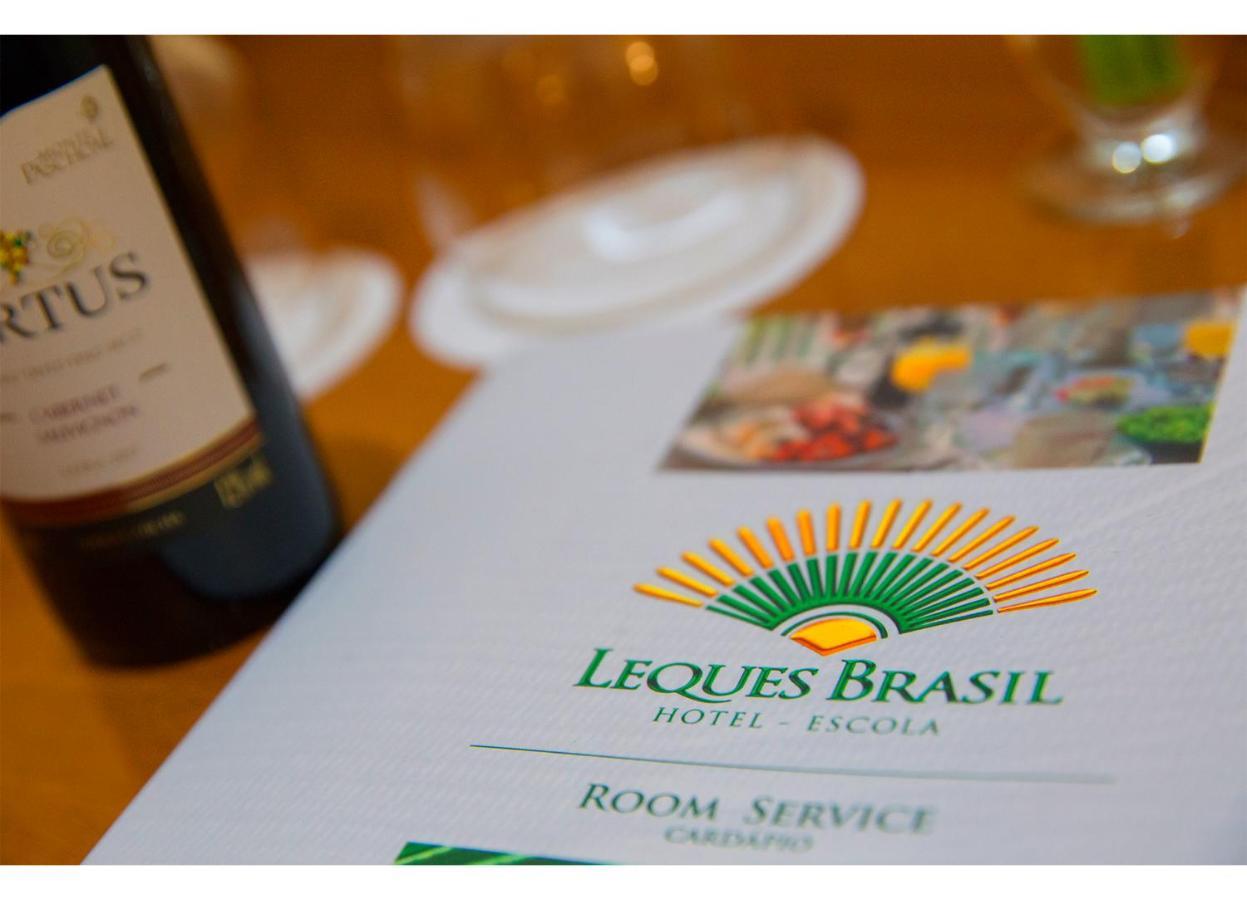 Leques Brasil Hotel Escola Sao Paulo Exterior photo